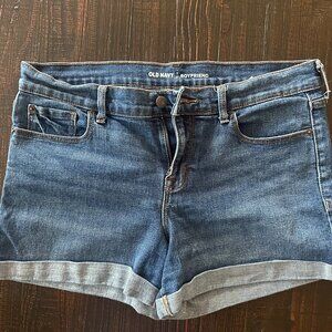 Old Navy Boyfriend Shorts – Relaxed Fit, Casual Style